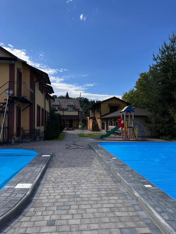 Sadyba Magnat Hotel Dilyatyn Εξωτερικό φωτογραφία